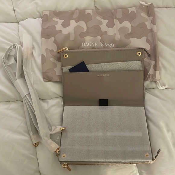 💥LAST ONE💥 NWT Dagne Dover Essential Canvas Wallet in Blush - Picture 8 of 16